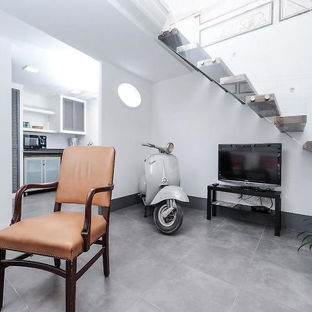 Ancient Trastevere Vespa Loft Рим Екстериор снимка